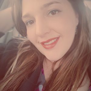 Meet your Posher, Carrie
